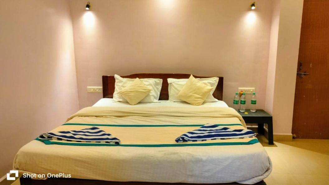 Royalstar Resort วากาตอร์ ห้อง รูปภาพ